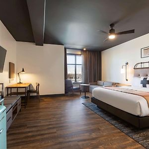 Junior Suite Mobility accessible
